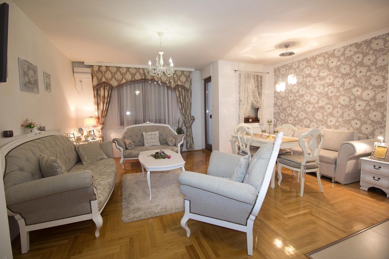 Apartment Barby Banja Luka Buitenkant foto
