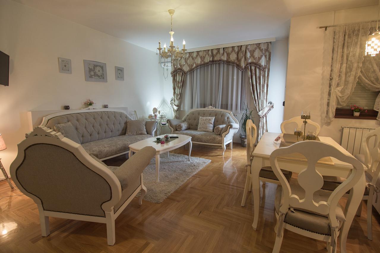Apartment Barby Banja Luka Buitenkant foto